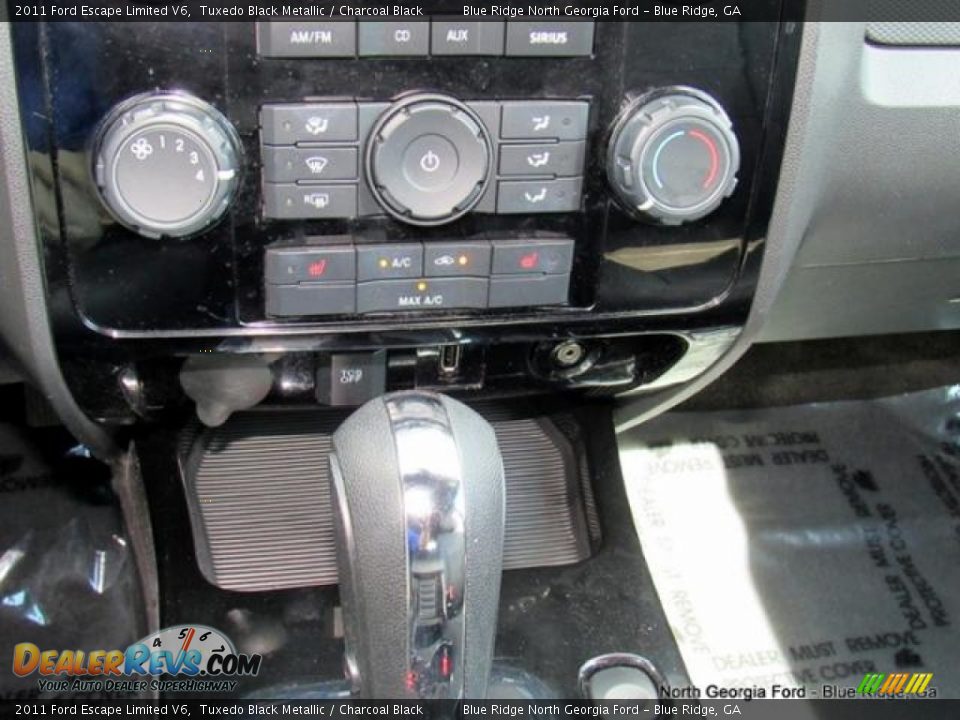 2011 Ford Escape Limited V6 Tuxedo Black Metallic / Charcoal Black Photo #22