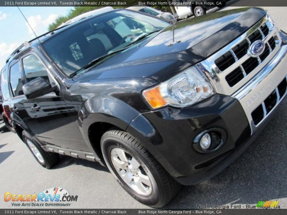 2011 Ford Escape Limited V6 Tuxedo Black Metallic / Charcoal Black Photo #33