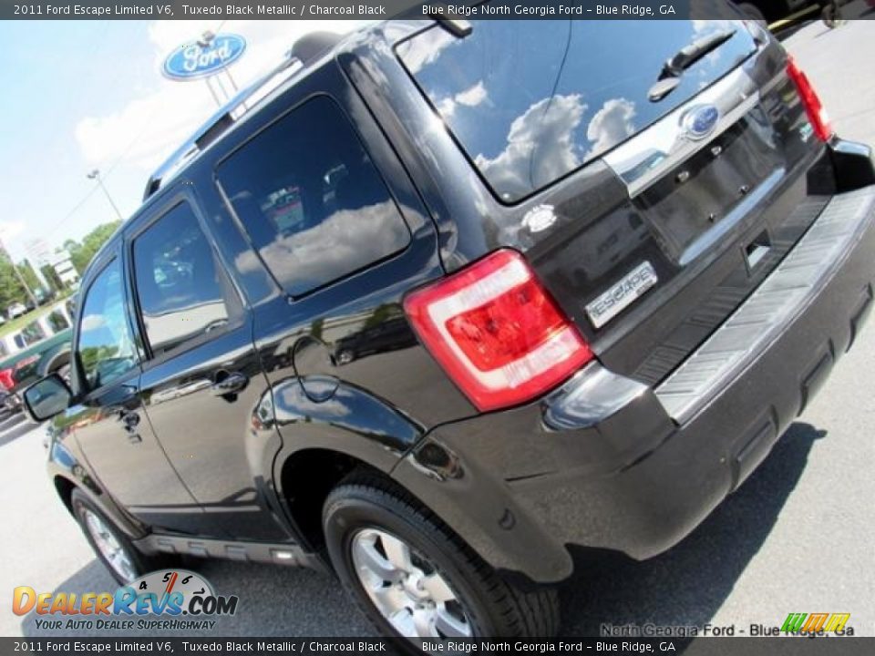 2011 Ford Escape Limited V6 Tuxedo Black Metallic / Charcoal Black Photo #35