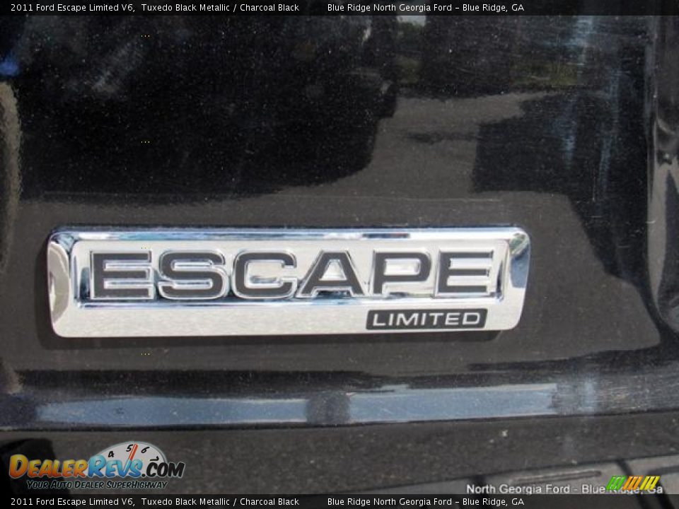 2011 Ford Escape Limited V6 Tuxedo Black Metallic / Charcoal Black Photo #36