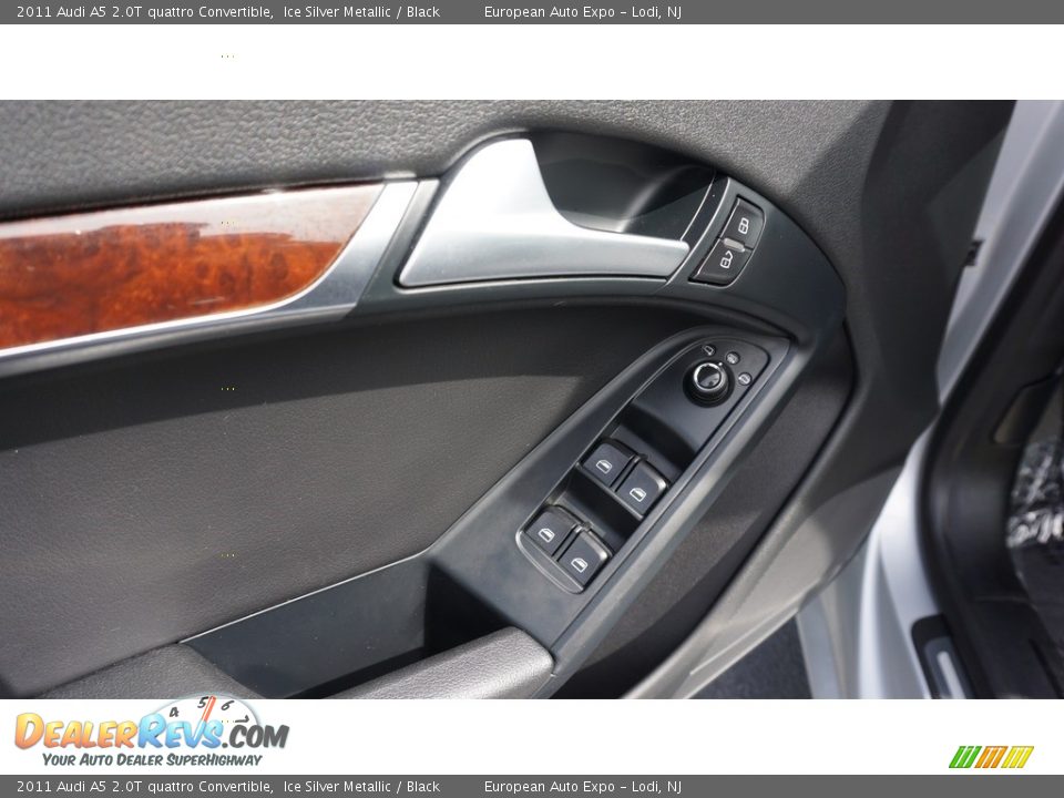 2011 Audi A5 2.0T quattro Convertible Ice Silver Metallic / Black Photo #17