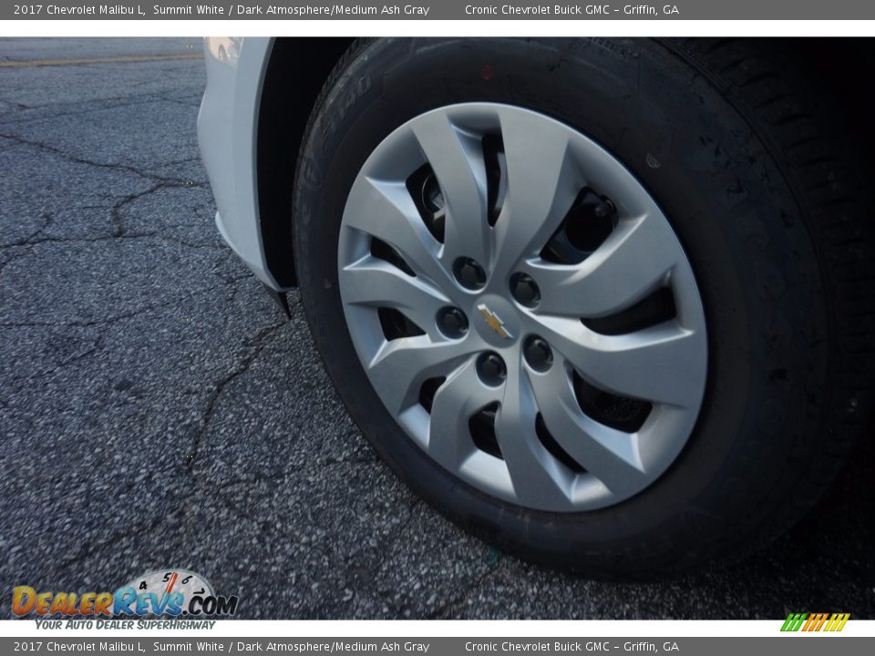 2017 Chevrolet Malibu L Wheel Photo #12