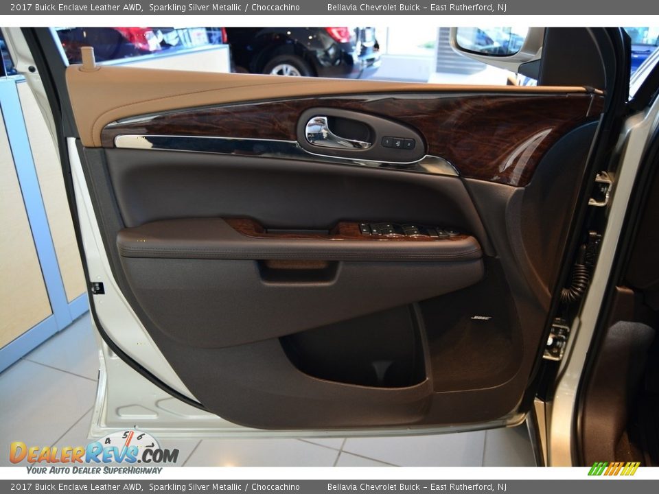 Door Panel of 2017 Buick Enclave Leather AWD Photo #5