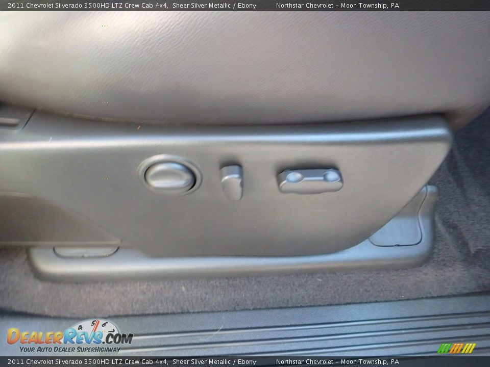 2011 Chevrolet Silverado 3500HD LTZ Crew Cab 4x4 Sheer Silver Metallic / Ebony Photo #18