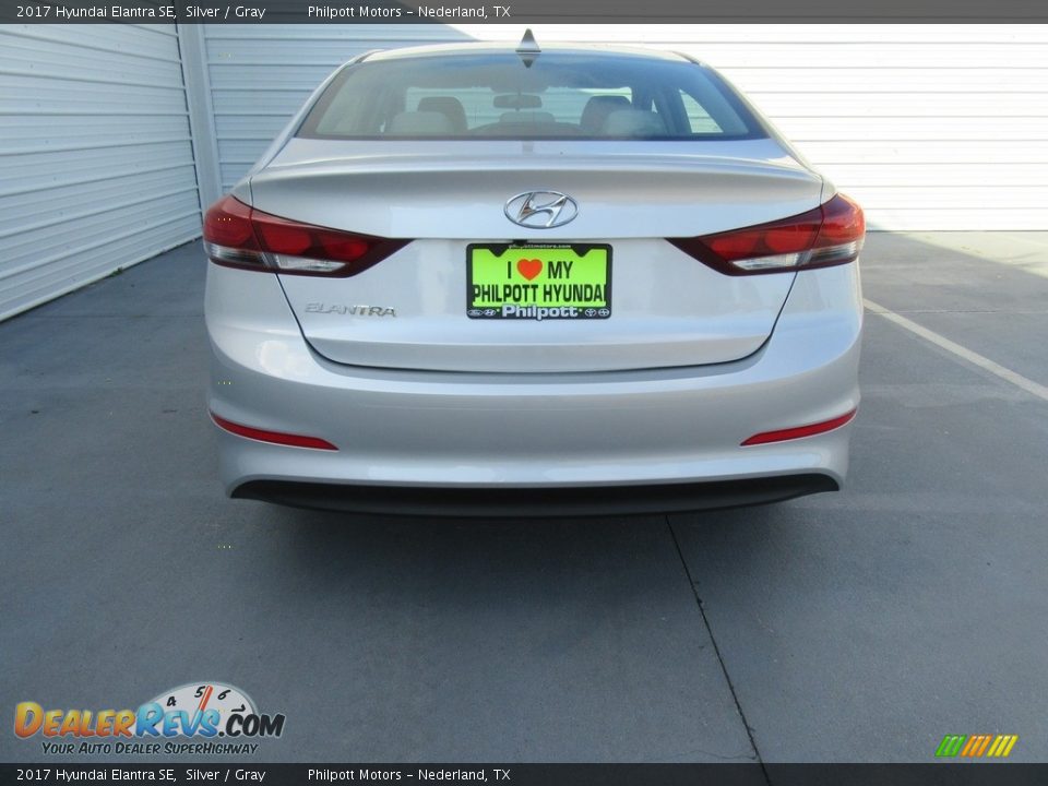 2017 Hyundai Elantra SE Silver / Gray Photo #5