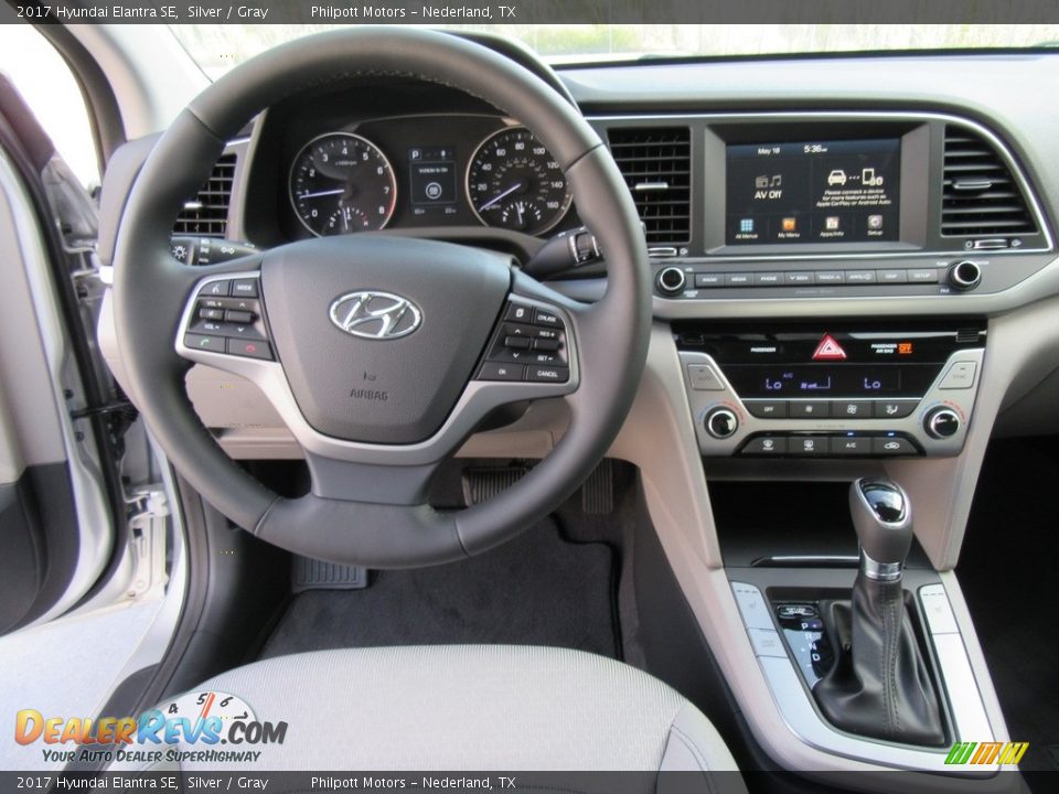 2017 Hyundai Elantra SE Silver / Gray Photo #23
