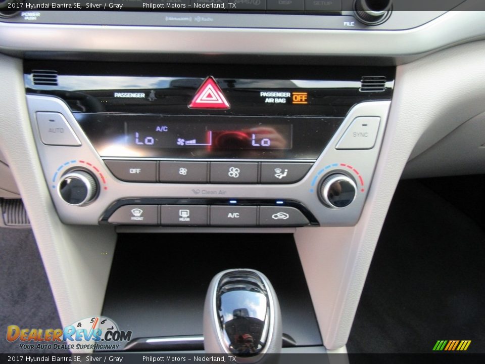 2017 Hyundai Elantra SE Silver / Gray Photo #26
