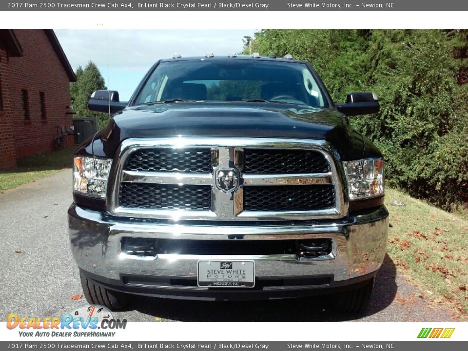 2017 Ram 2500 Tradesman Crew Cab 4x4 Brilliant Black Crystal Pearl / Black/Diesel Gray Photo #3
