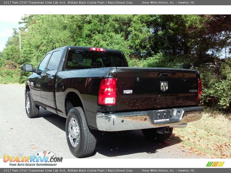 2017 Ram 2500 Tradesman Crew Cab 4x4 Brilliant Black Crystal Pearl / Black/Diesel Gray Photo #13