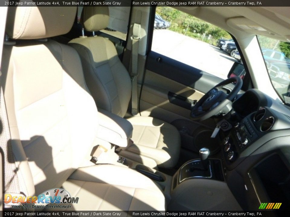 2017 Jeep Patriot Latitude 4x4 True Blue Pearl / Dark Slate Gray Photo #9