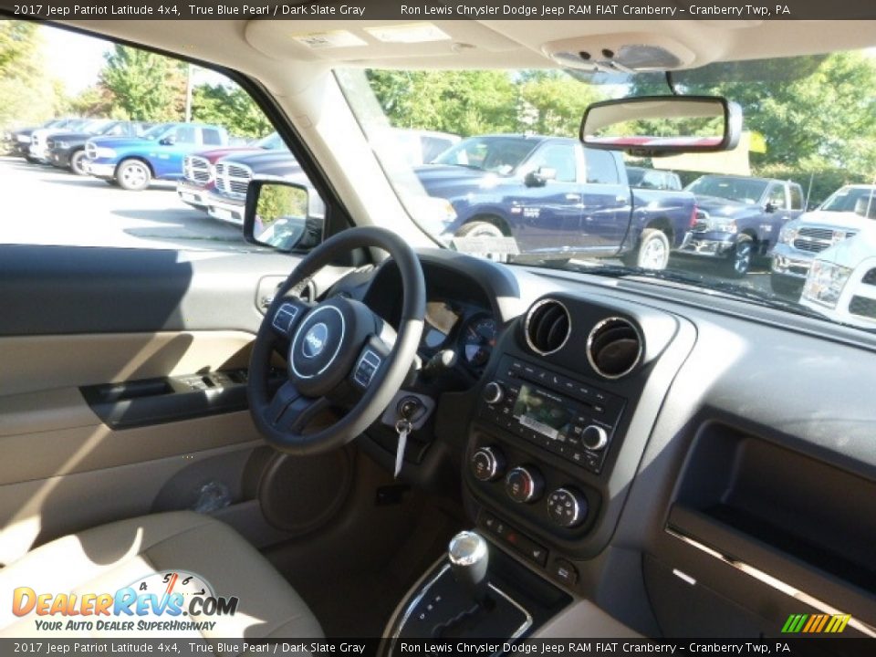 2017 Jeep Patriot Latitude 4x4 True Blue Pearl / Dark Slate Gray Photo #10