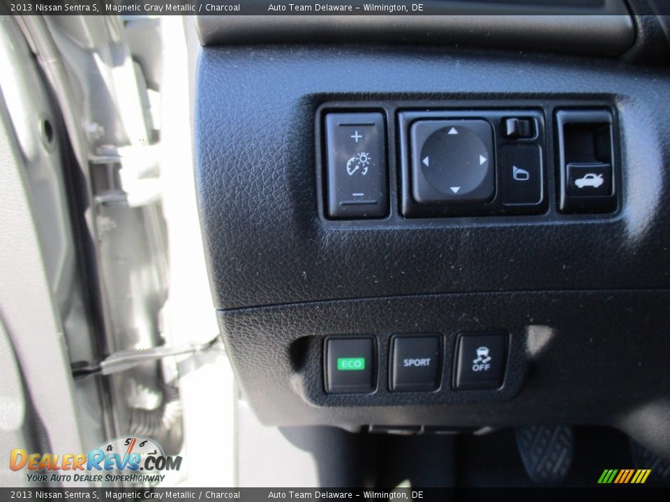 2013 Nissan Sentra S Magnetic Gray Metallic / Charcoal Photo #22