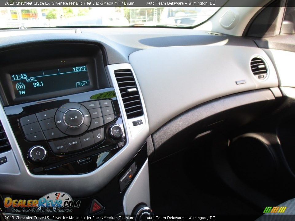 2013 Chevrolet Cruze LS Silver Ice Metallic / Jet Black/Medium Titanium Photo #15