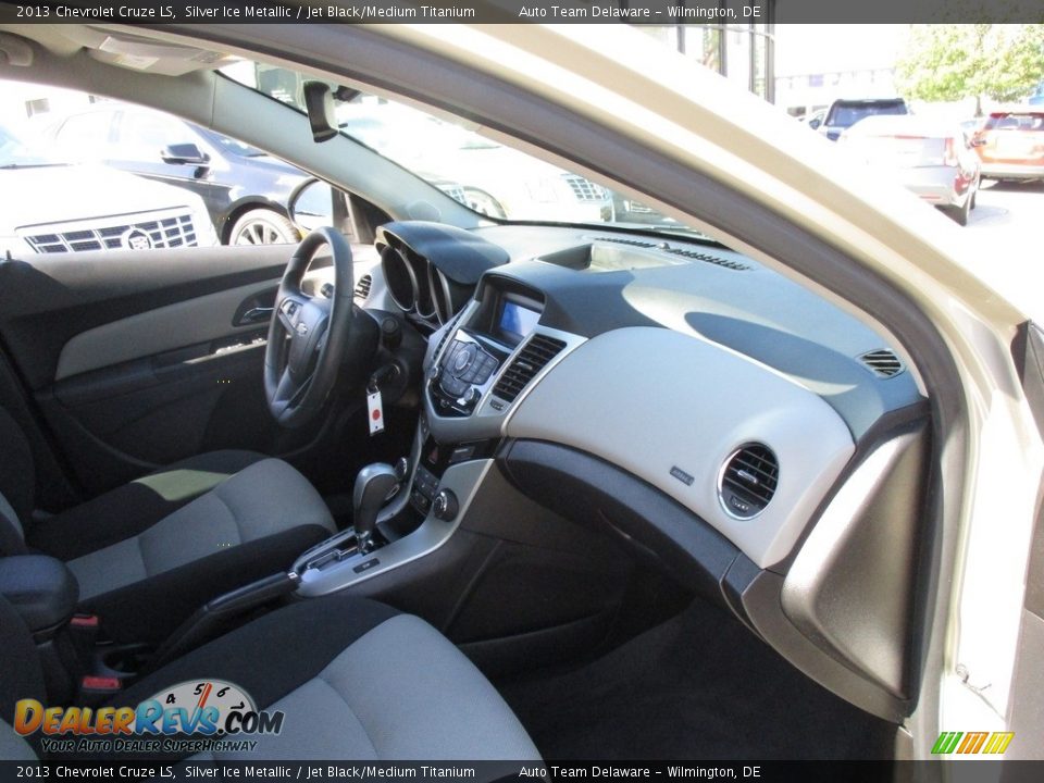 2013 Chevrolet Cruze LS Silver Ice Metallic / Jet Black/Medium Titanium Photo #17