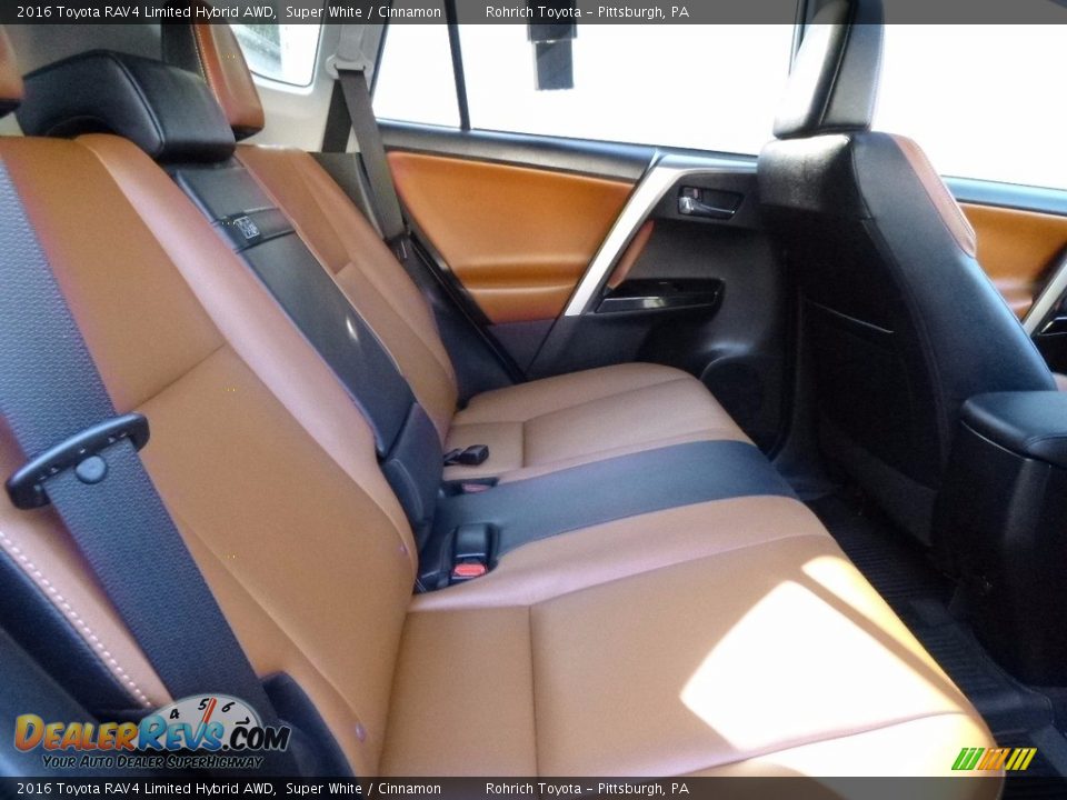 2016 Toyota RAV4 Limited Hybrid AWD Super White / Cinnamon Photo #13