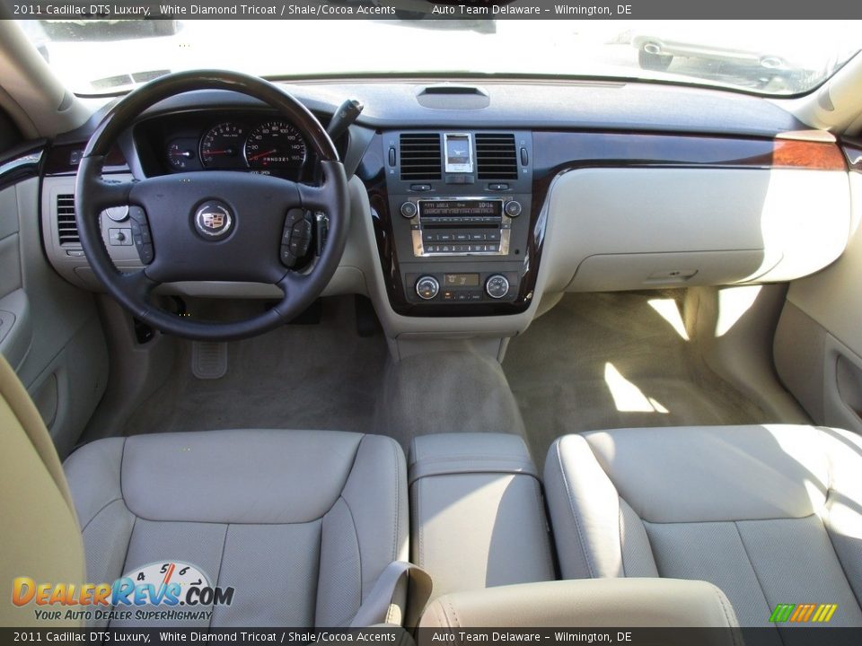 2011 Cadillac DTS Luxury White Diamond Tricoat / Shale/Cocoa Accents Photo #34