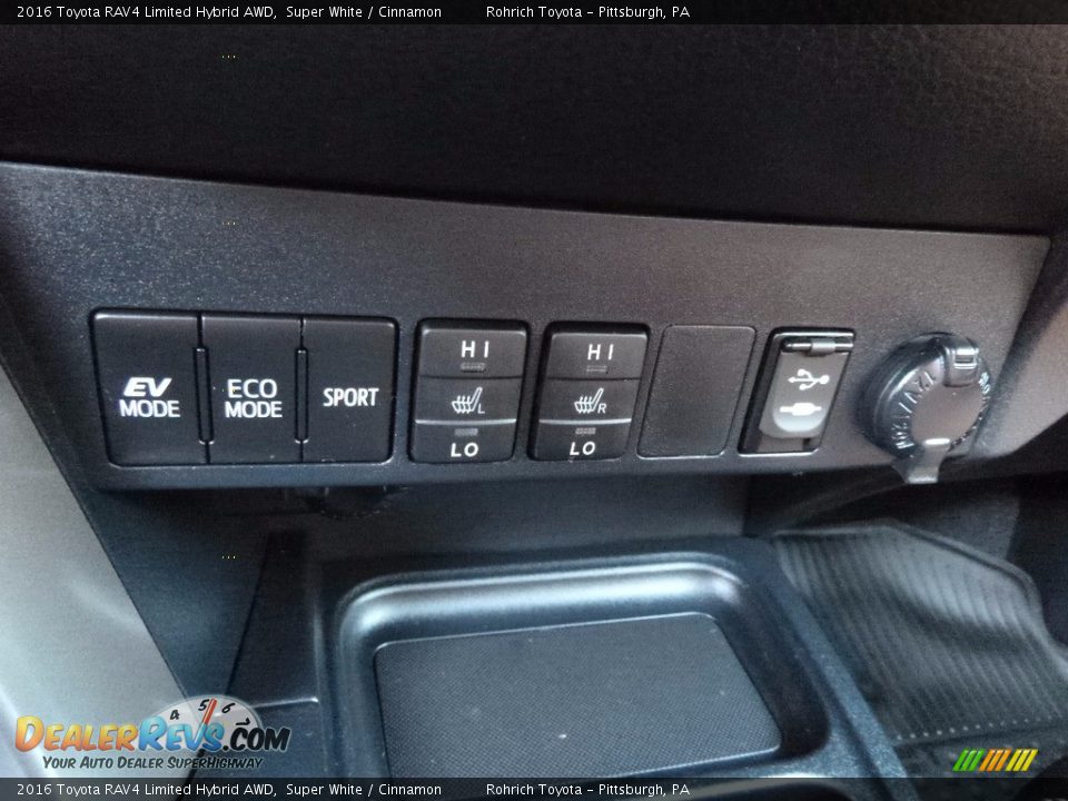 2016 Toyota RAV4 Limited Hybrid AWD Super White / Cinnamon Photo #22