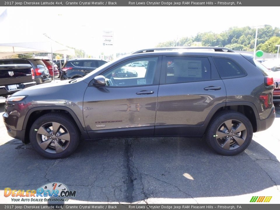 2017 Jeep Cherokee Latitude 4x4 Granite Crystal Metallic / Black Photo #2