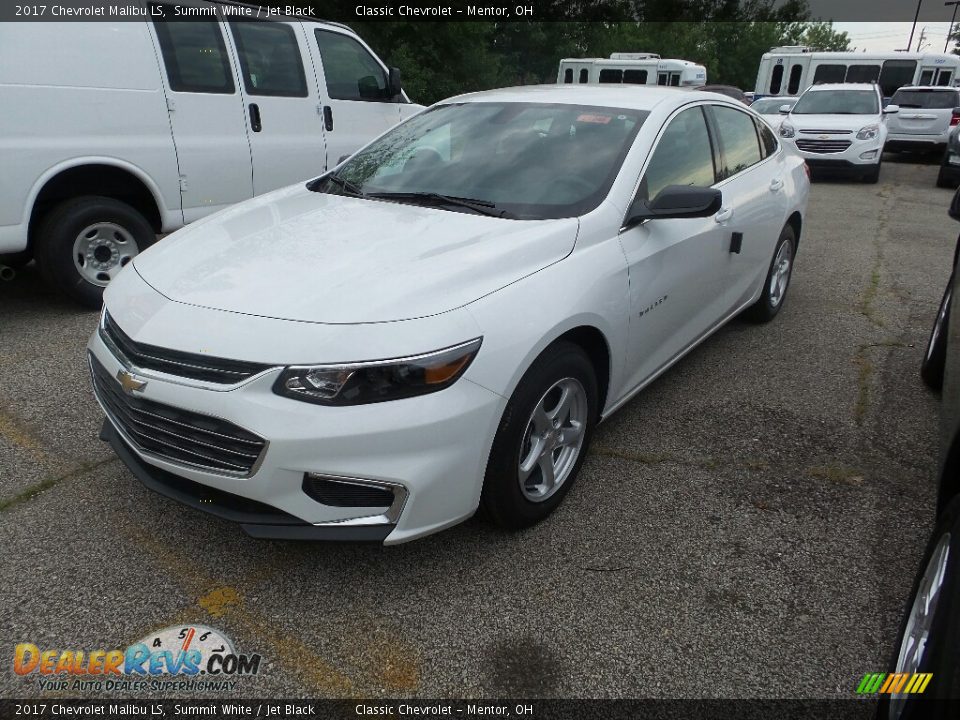 Front 3/4 View of 2017 Chevrolet Malibu LS Photo #1