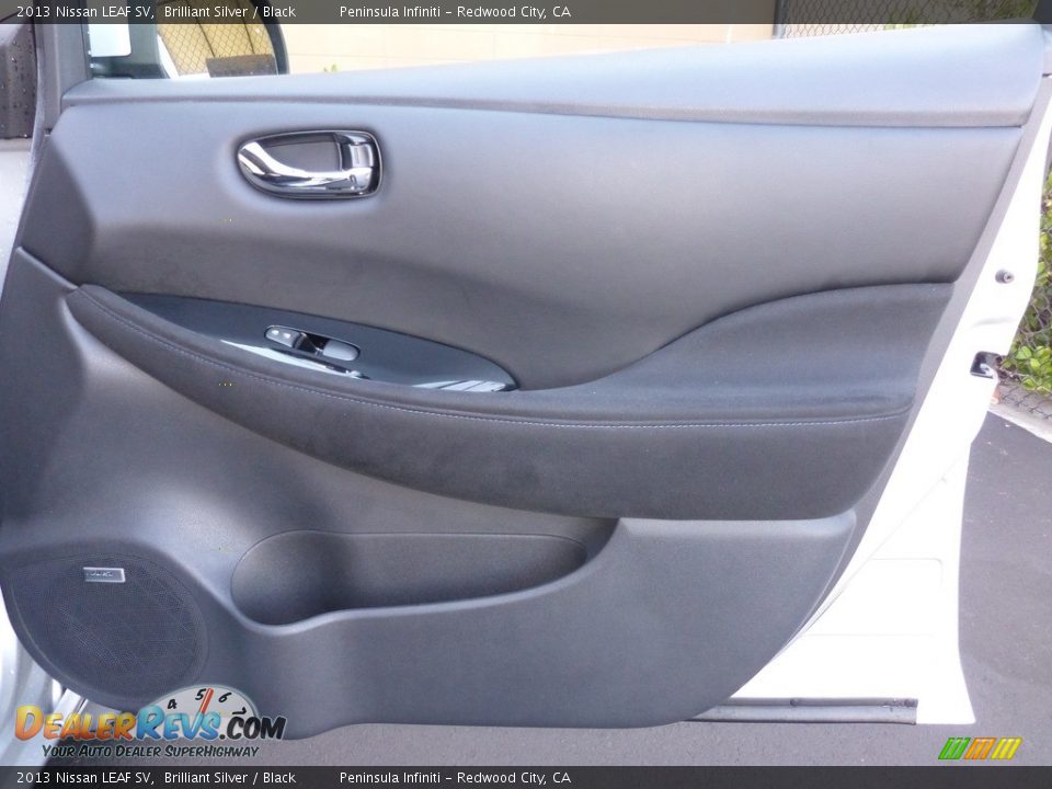 2013 Nissan LEAF SV Brilliant Silver / Black Photo #16