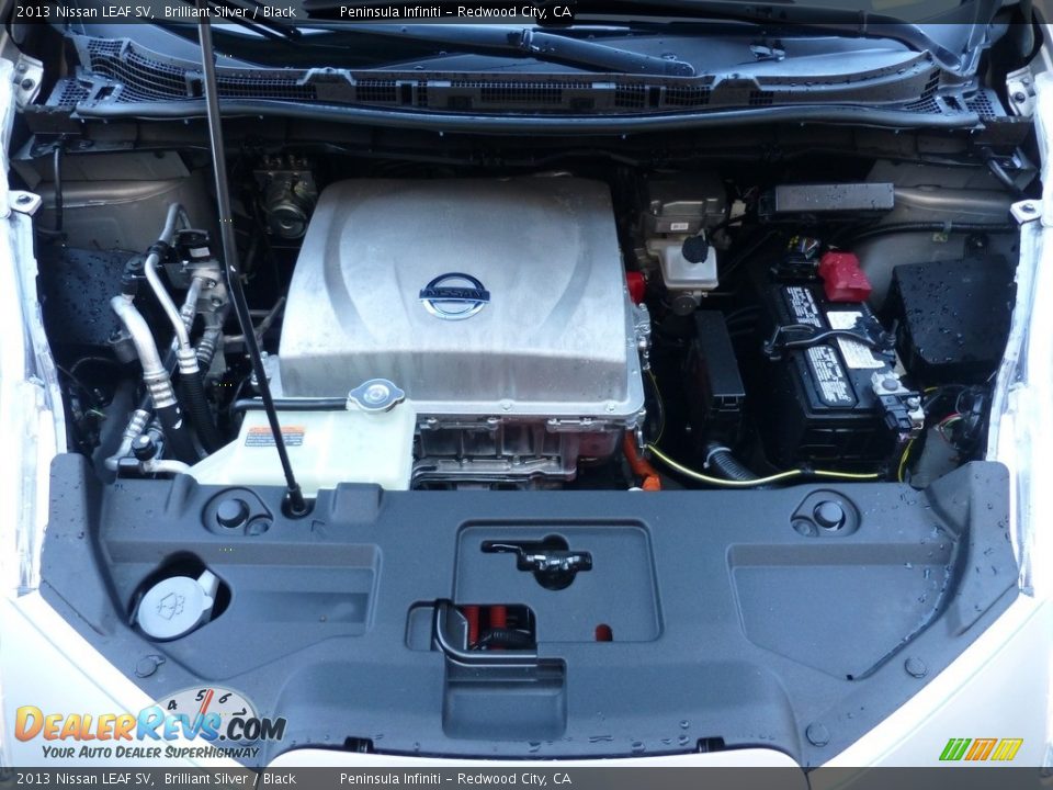 2013 Nissan LEAF SV Brilliant Silver / Black Photo #18