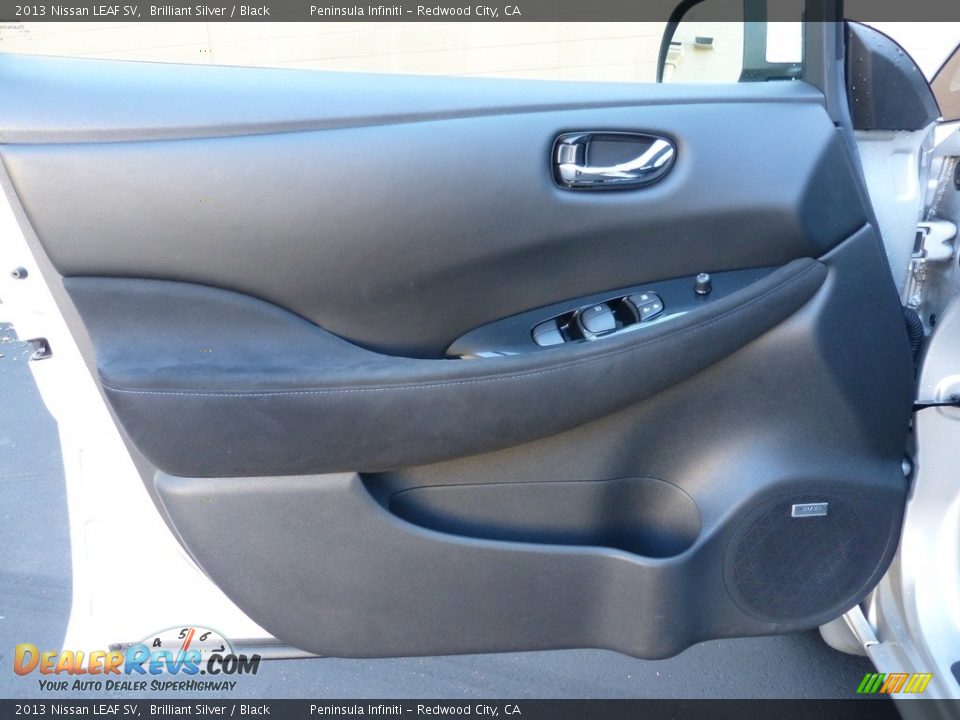 2013 Nissan LEAF SV Brilliant Silver / Black Photo #25