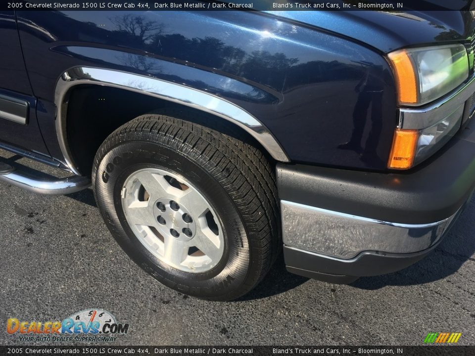 2005 Chevrolet Silverado 1500 LS Crew Cab 4x4 Dark Blue Metallic / Dark Charcoal Photo #20