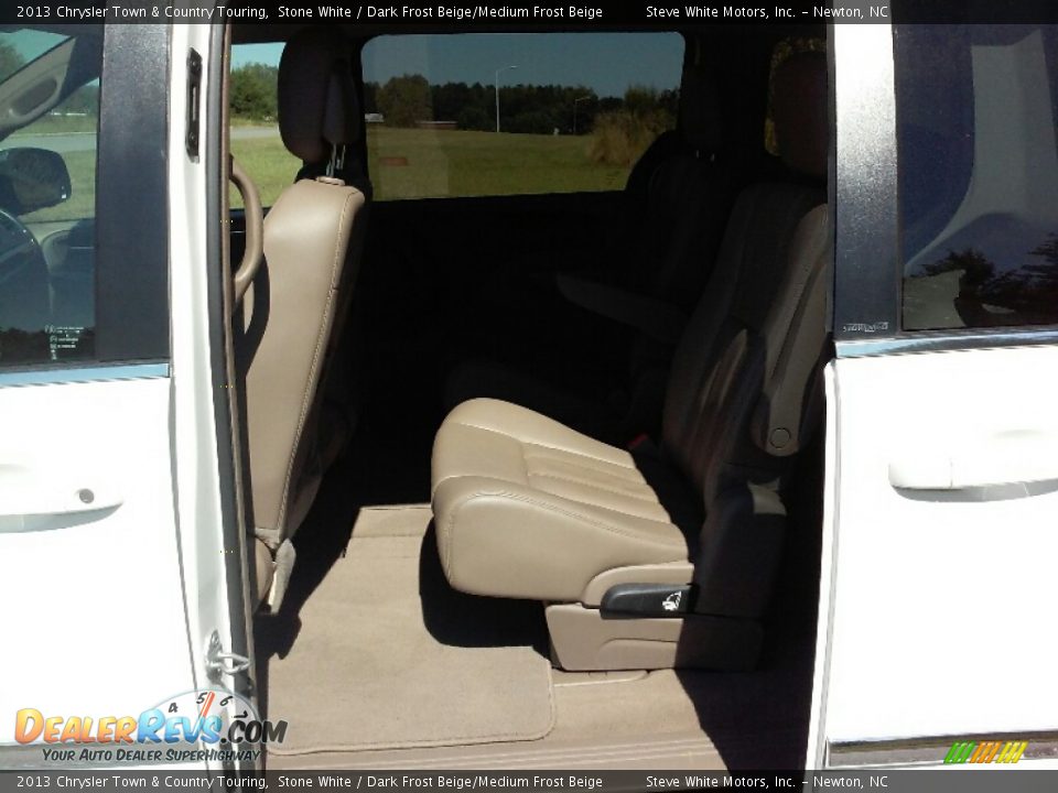 2013 Chrysler Town & Country Touring Stone White / Dark Frost Beige/Medium Frost Beige Photo #10
