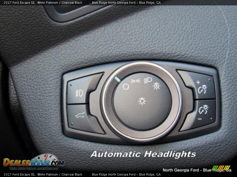 2017 Ford Escape SE White Platinum / Charcoal Black Photo #22