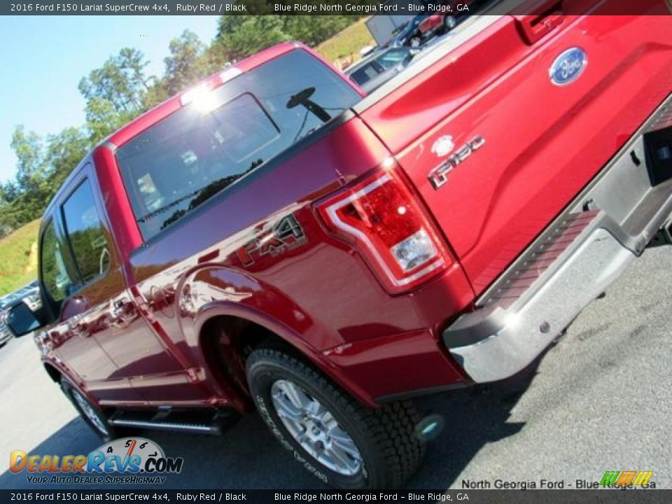 2016 Ford F150 Lariat SuperCrew 4x4 Ruby Red / Black Photo #33