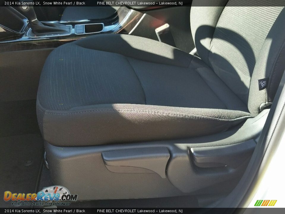 2014 Kia Sorento LX Snow White Pearl / Black Photo #12