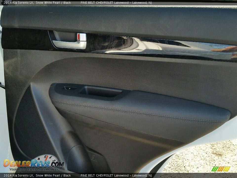 2014 Kia Sorento LX Snow White Pearl / Black Photo #22
