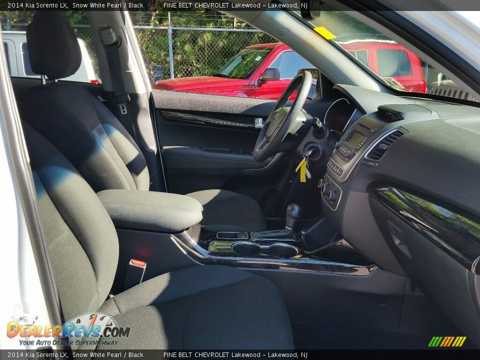 2014 Kia Sorento LX Snow White Pearl / Black Photo #24