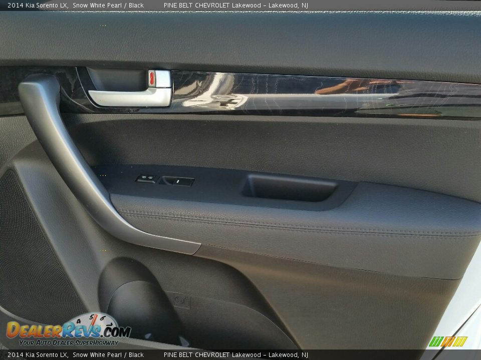 2014 Kia Sorento LX Snow White Pearl / Black Photo #25