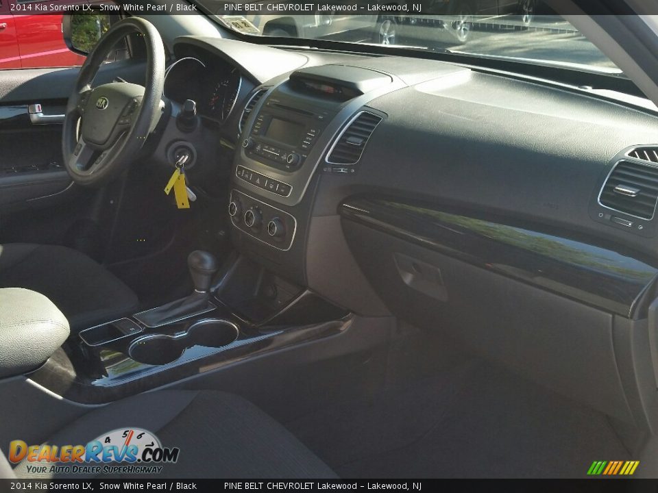 2014 Kia Sorento LX Snow White Pearl / Black Photo #26