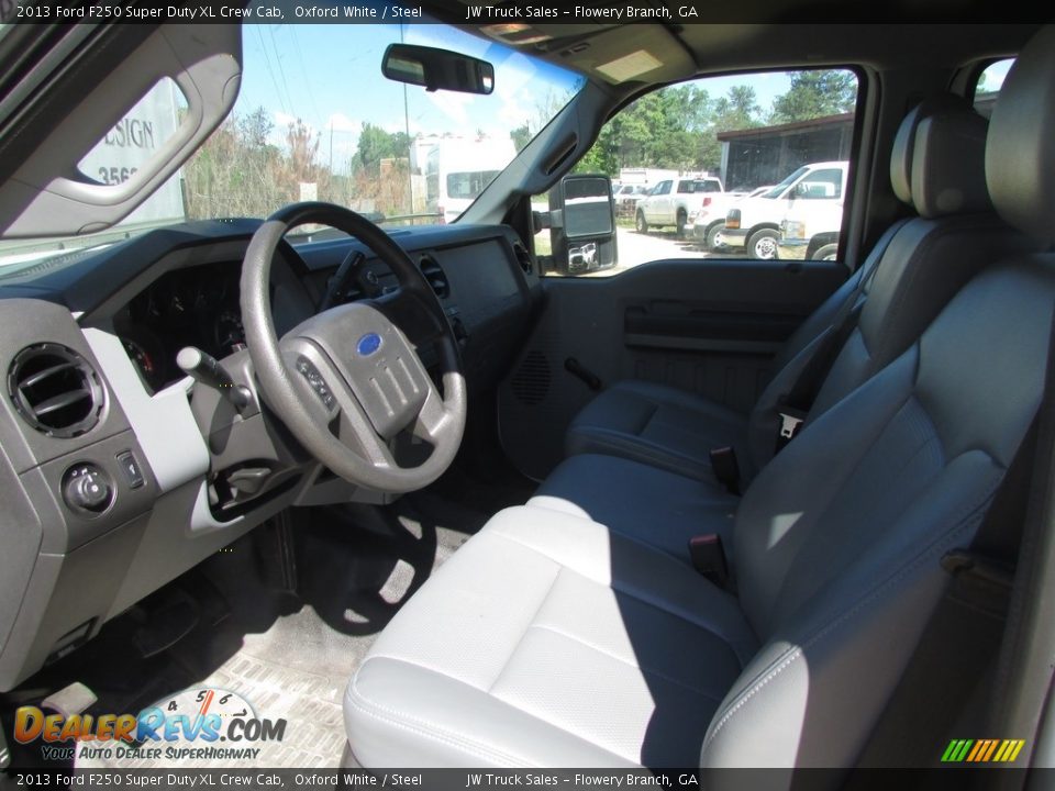 2013 Ford F250 Super Duty XL Crew Cab Oxford White / Steel Photo #11