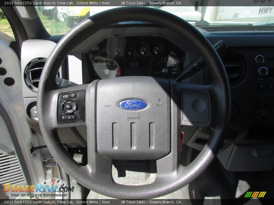 2013 Ford F250 Super Duty XL Crew Cab Oxford White / Steel Photo #12