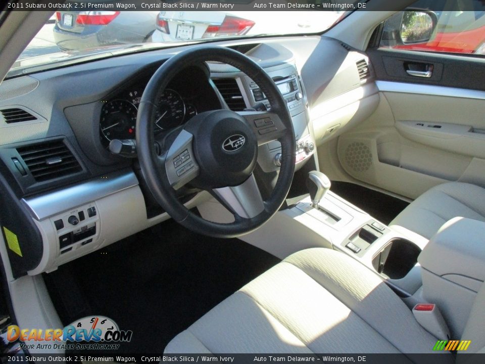 2011 Subaru Outback 2.5i Premium Wagon Crystal Black Silica / Warm Ivory Photo #10
