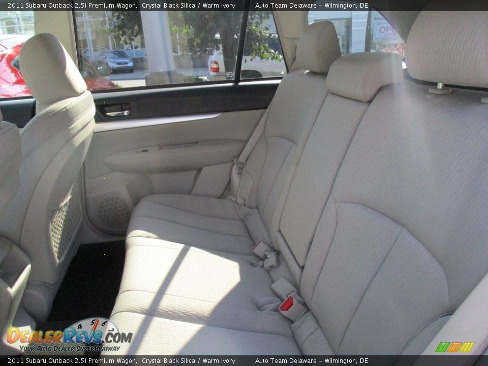 2011 Subaru Outback 2.5i Premium Wagon Crystal Black Silica / Warm Ivory Photo #20