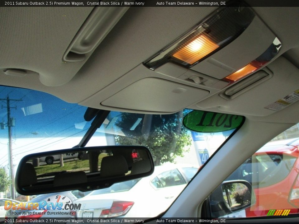 2011 Subaru Outback 2.5i Premium Wagon Crystal Black Silica / Warm Ivory Photo #35