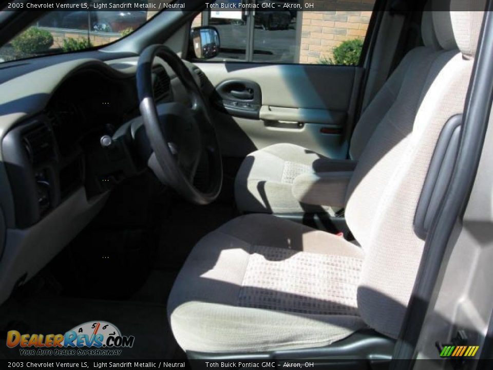 2003 Chevrolet Venture LS Light Sandrift Metallic / Neutral Photo #7