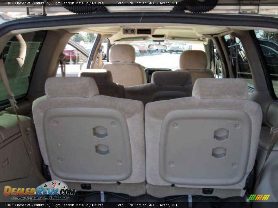 2003 Chevrolet Venture LS Light Sandrift Metallic / Neutral Photo #9