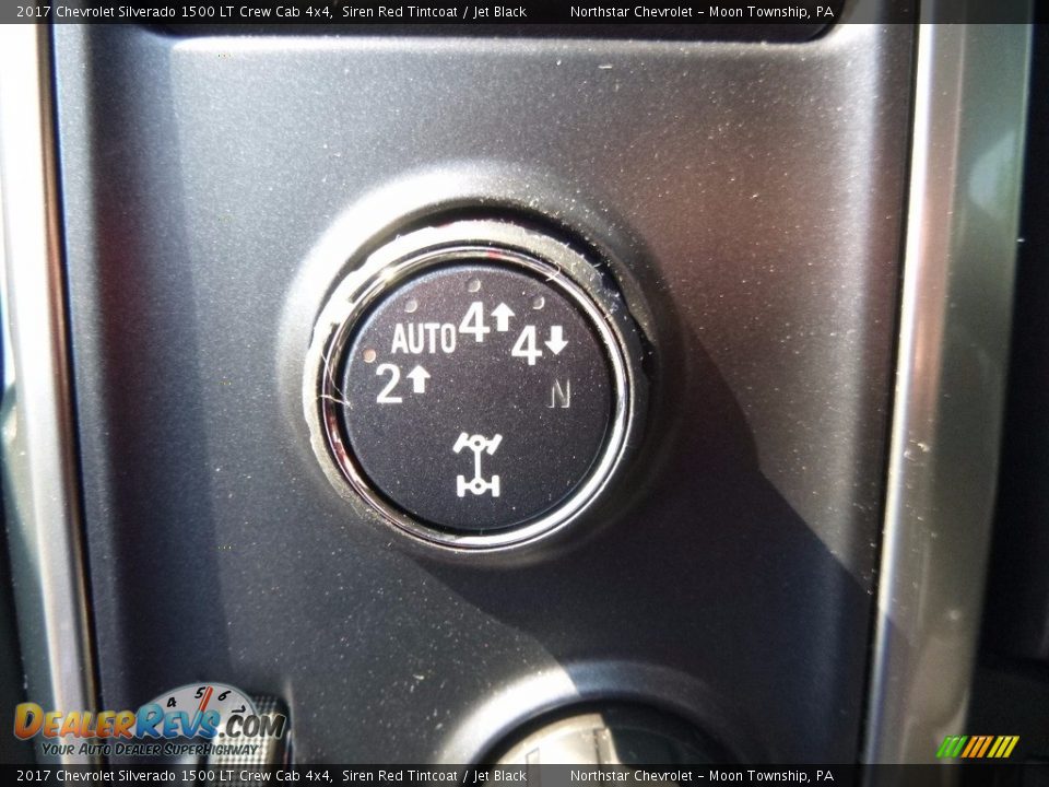 2017 Chevrolet Silverado 1500 LT Crew Cab 4x4 Siren Red Tintcoat / Jet Black Photo #14