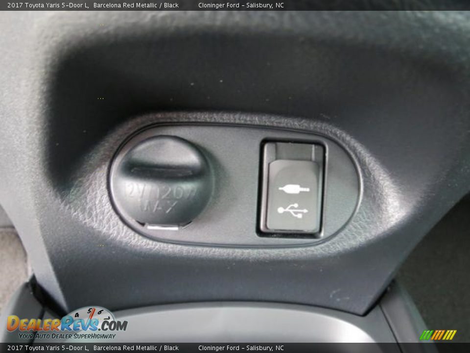 Controls of 2017 Toyota Yaris 5-Door L Photo #17