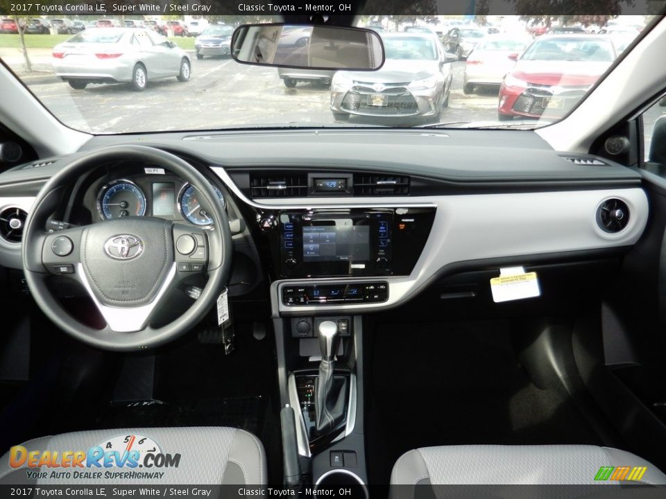 Dashboard of 2017 Toyota Corolla LE Photo #4