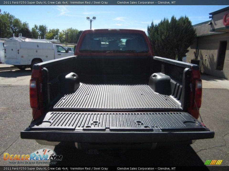 2011 Ford F250 Super Duty XL Crew Cab 4x4 Vermillion Red / Steel Gray Photo #9