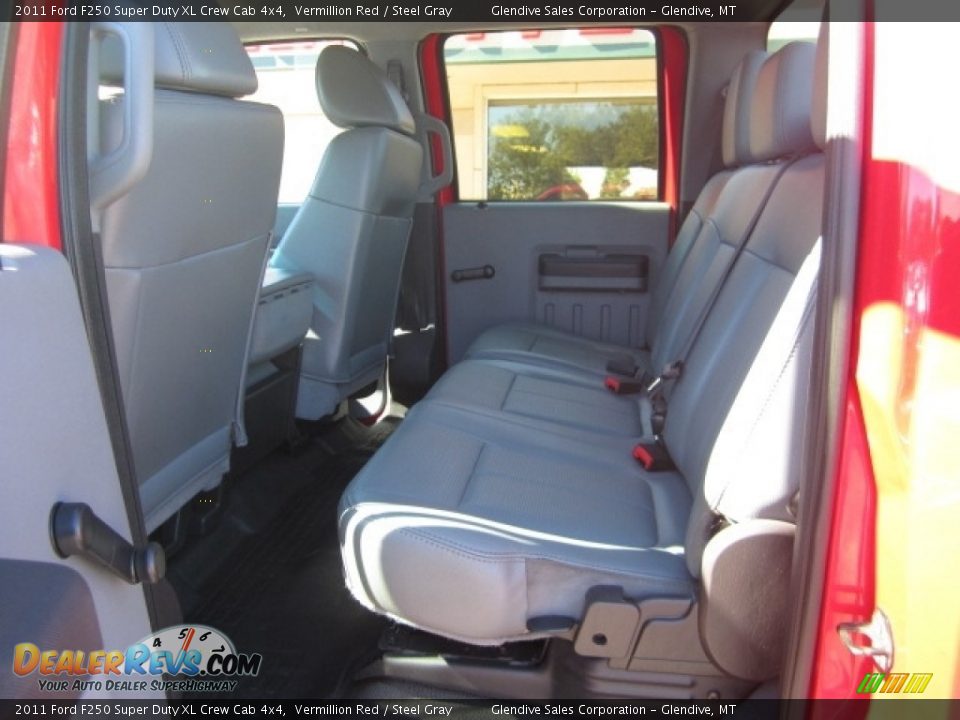 2011 Ford F250 Super Duty XL Crew Cab 4x4 Vermillion Red / Steel Gray Photo #13