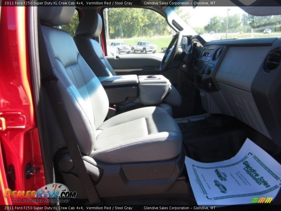 2011 Ford F250 Super Duty XL Crew Cab 4x4 Vermillion Red / Steel Gray Photo #15