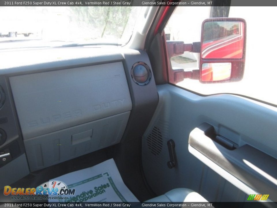 2011 Ford F250 Super Duty XL Crew Cab 4x4 Vermillion Red / Steel Gray Photo #19