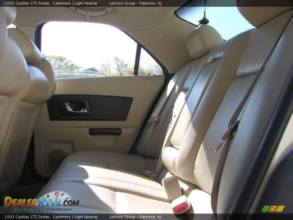 2003 Cadillac CTS Sedan Cashmere / Light Neutral Photo #16